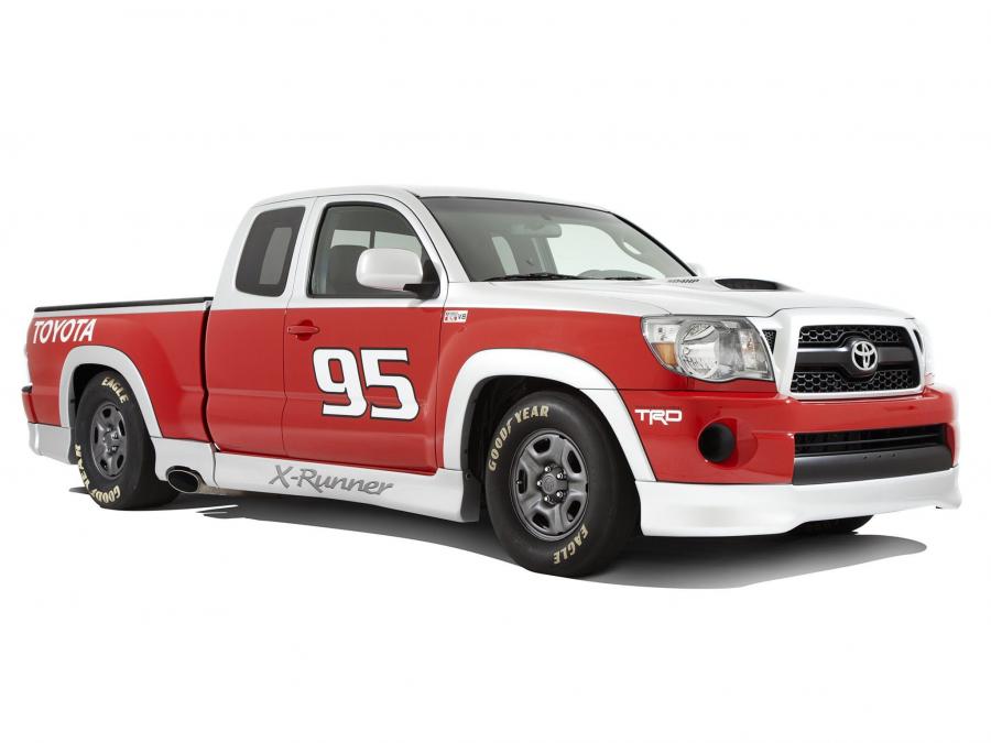  Toyota Tacoma X-Runner RTR Concept 2010 года  (фото 8 из 21)